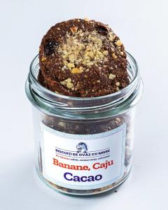 Biscuiti de ovaz cu banane, caju, cacao
