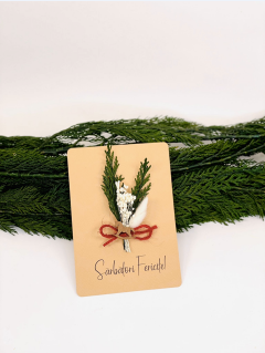 Felicitare de Craciun - Conifere Prezervate si Accesorii