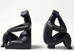 Grup statuar - Ganditorul si Femeie sezand