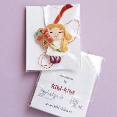 Martisor - Fetita cu flori