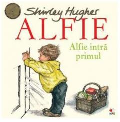 Alfie intra primul
