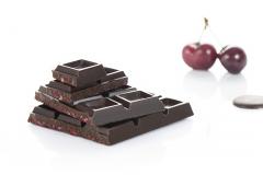 Ciocolata neagra amaruie cu visine, fara zahar