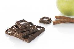 Ciocolata cu lapte, mar si scortisoara, fara zahar