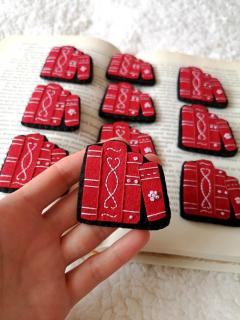 Brosa - Raft cu carti