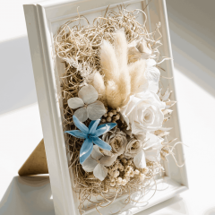 Tablou din flori uscate si conservate