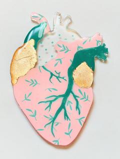 Brosa - Inima roz cu frunzulite