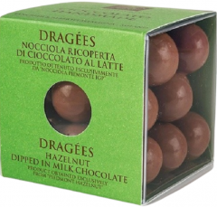  Alune de padure trase in ciocolata cu lapte