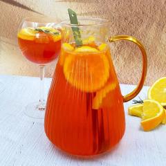 Carafa cu 8 retete pentru spritz