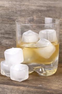 Set 30 cuburi de gheata reutilizabile - Clear Reusable Ice
