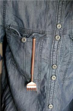 Aparat pentru scarpinat spatele - cupru