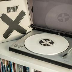 X (White Vinyl)