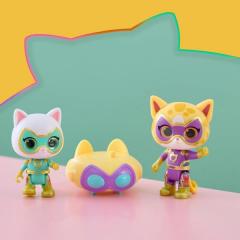 Set 2 figurine SuperKitties si accesorii (mai multe modele, pret pe bucata)