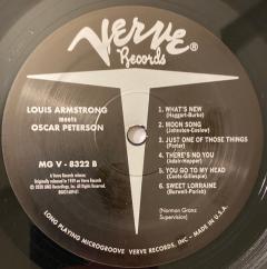 Louis Armstrong Meets Oscar Peterson