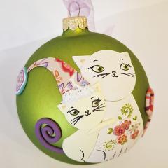 Glob Craciun - Doua pisici