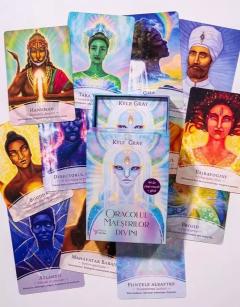 Oracolul Maestrilor divini. Set ghid si cartoline