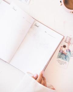 Jurnal - Momind - Sunrise Pink