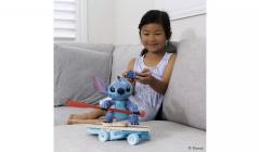 Jucarie - Disney Stitch - Stitch cu placa de surf cu telecomanda