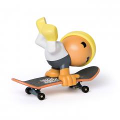 Set de joaca - Tech Deck Sk8 Crew Series 2 - Placa si figurina cu sapca galbena
