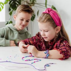 Set creativ 2 in 1 - Lilo si Stitch - Creeaza bratari si figurine din ipsos