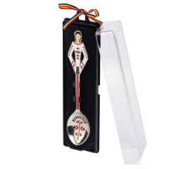 Lingurita - Fetita in costum popular romanesc