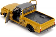 Masinuta Metalica - Disney Pixar Wall E - Chevrolet Cheyenne 1972