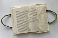 Husa de carte Carturesti - Esti ceea ce citesti