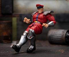 Figurina articulata - Street Fighter II: Final Challengers - M.Bison