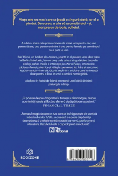 Madona in haina de blana