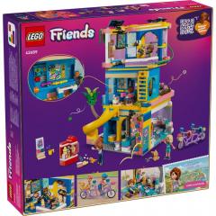 LEGO Friends - Clubul prietenilor din orasul Heartlake (42689)