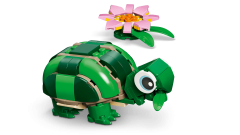 LEGO Creator - Turtle with a Water Lily (31377)