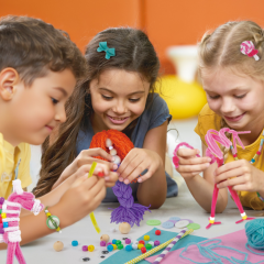 Set creativ - Mega Craft Box - 50 de proiecte fashion