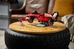 LEGO Icons - Ferrari F2004 and Michael Schumacher (11375)
