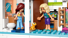 LEGO Friends - Liann's Family House (42687)