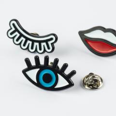 Set 3 insigne - Wink