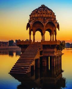 Around the World in 60 Seconds