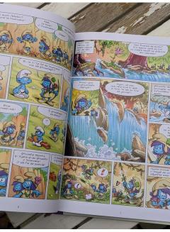 Strumfii si satul fetelor. Volumul 2: Tradarea Galbenicai